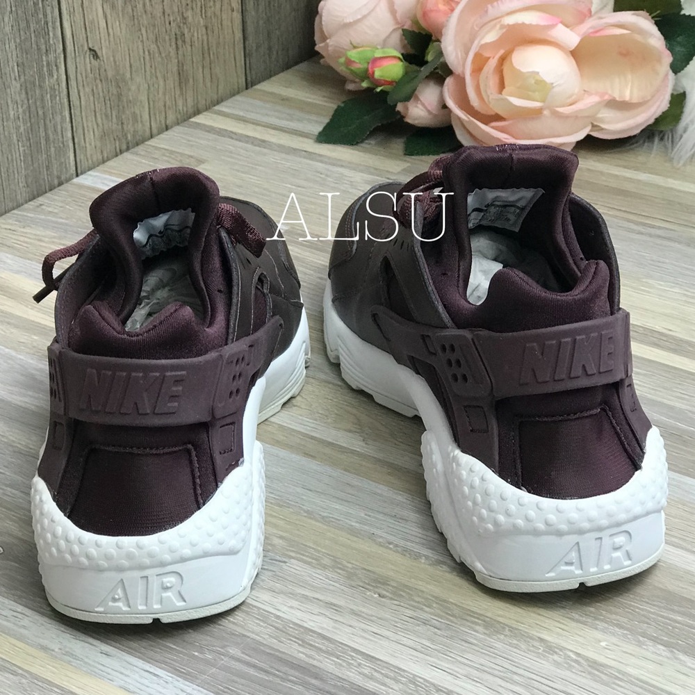 NWT Air Huarache Run PRM TXT W AUTHENTIC - Picture 5 of 7